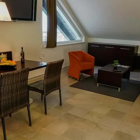 Klass Suite Apartments *